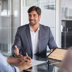 A financial adviser expressing advice pensions.